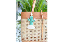 Load image into Gallery viewer, Macrame wall hanging BLUE GREEN - Mila Millie